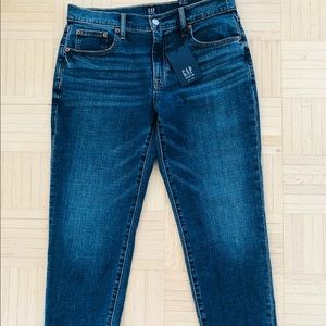 NWT Gap best girlfriend stretchy jeans size 28P